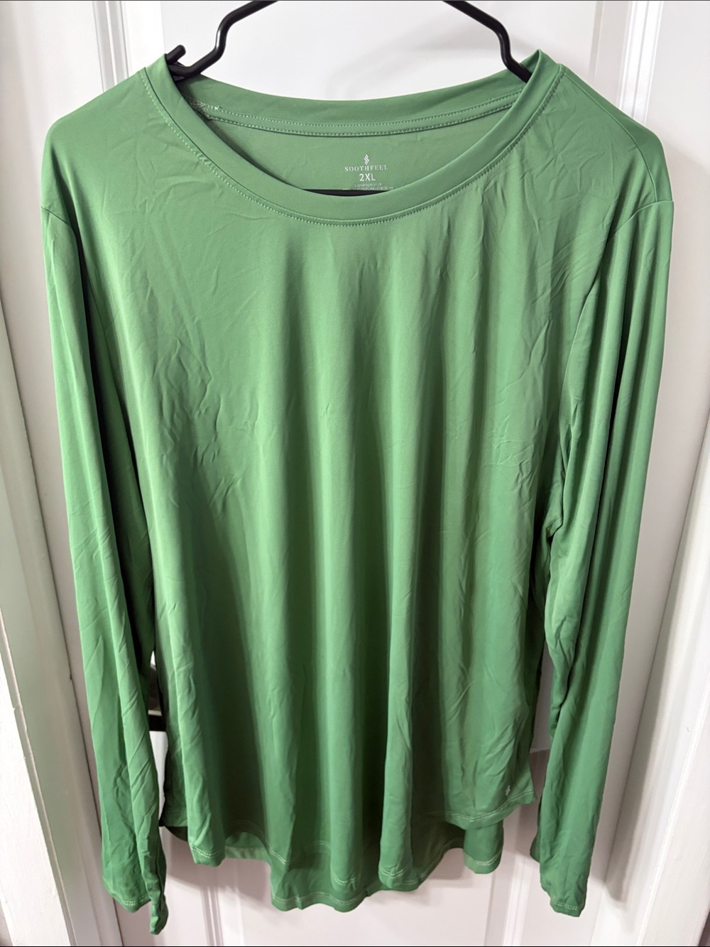 3/$15 Soothfeel Women's Long-Sleeve Lightweight Tee - Green